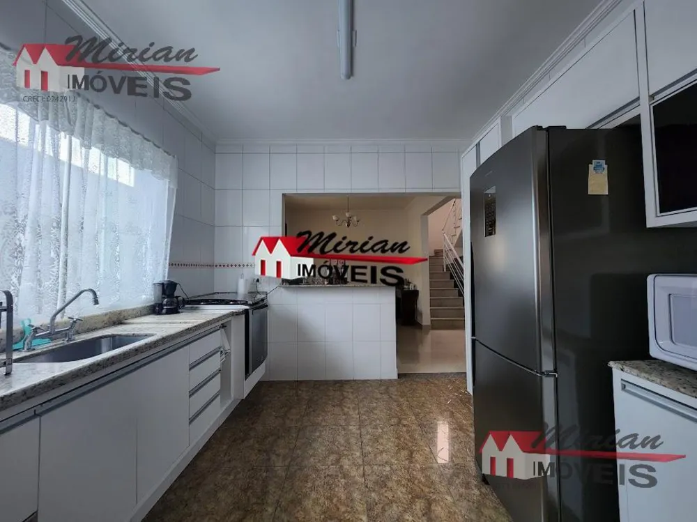 Sobrado, 3 quartos, 250 m² - Foto 7