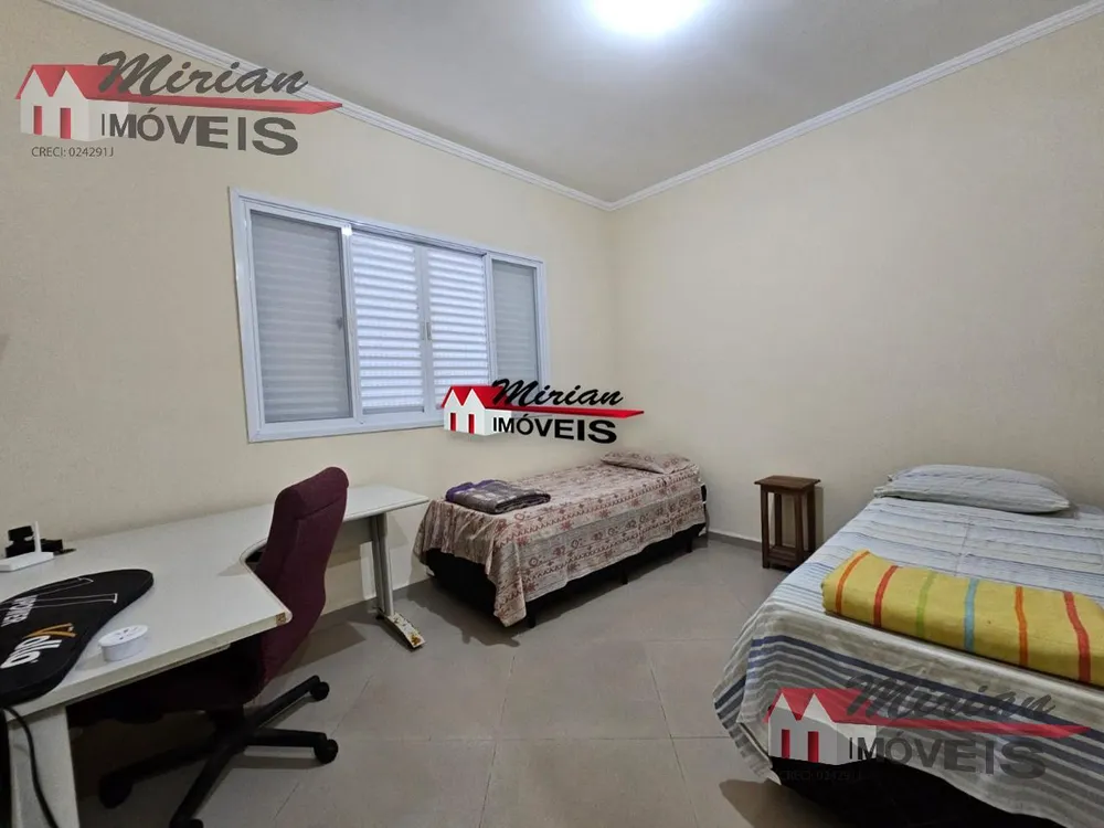 Casa, 3 quartos, 300 m² - Foto 8