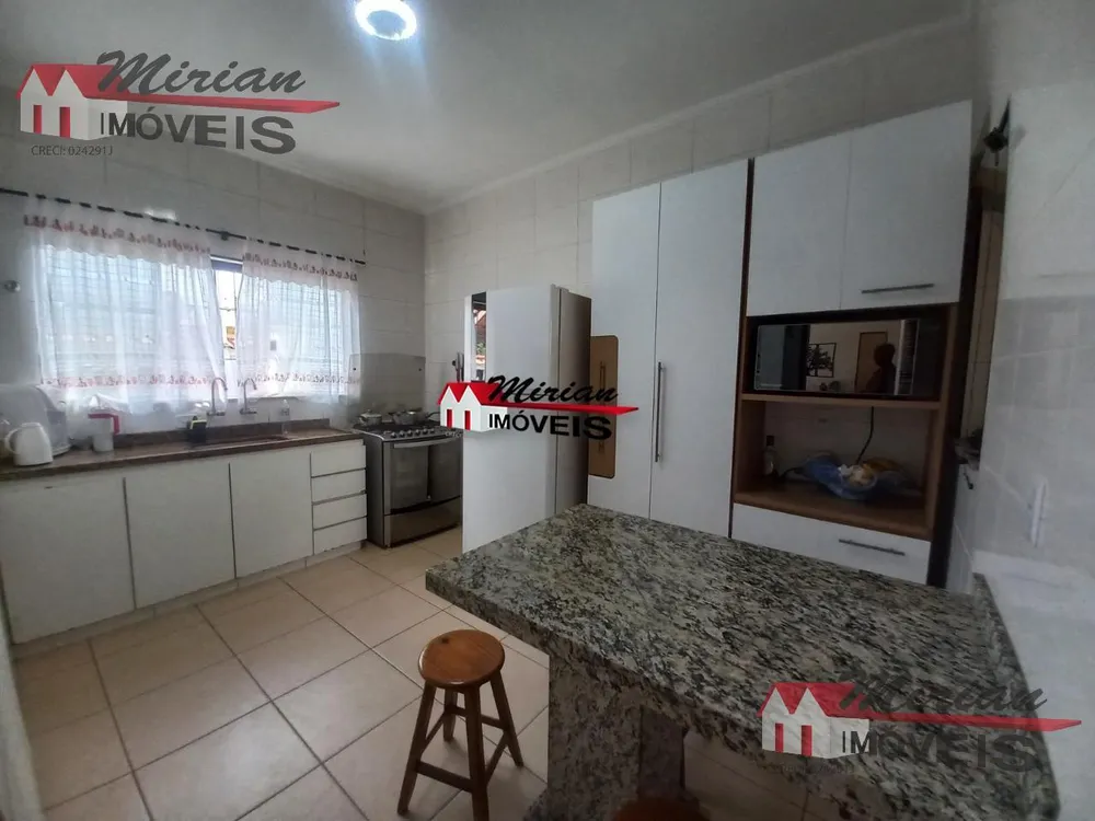 Casa, 3 quartos, 258 m² - Foto 11