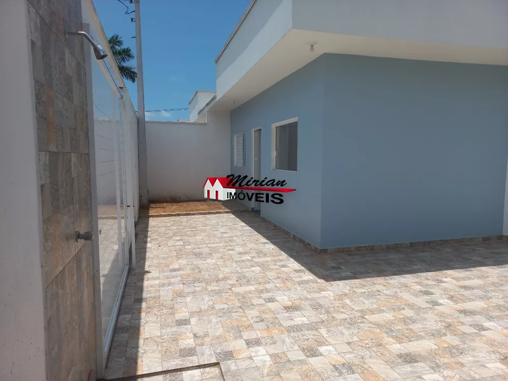 Casa à venda com 2 quartos, 75m² - Foto 4