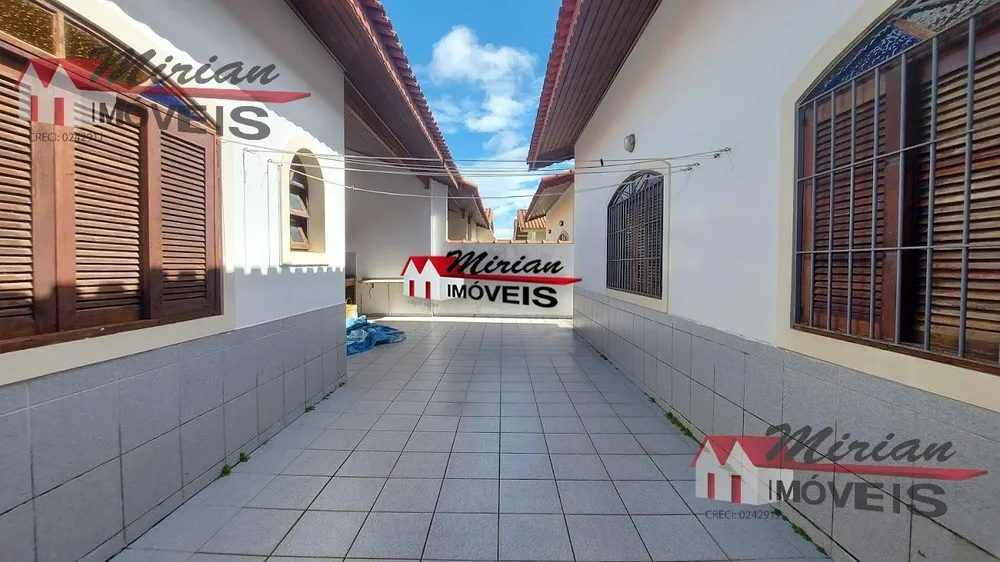 Casa, 3 quartos, 250 m² - Foto 9