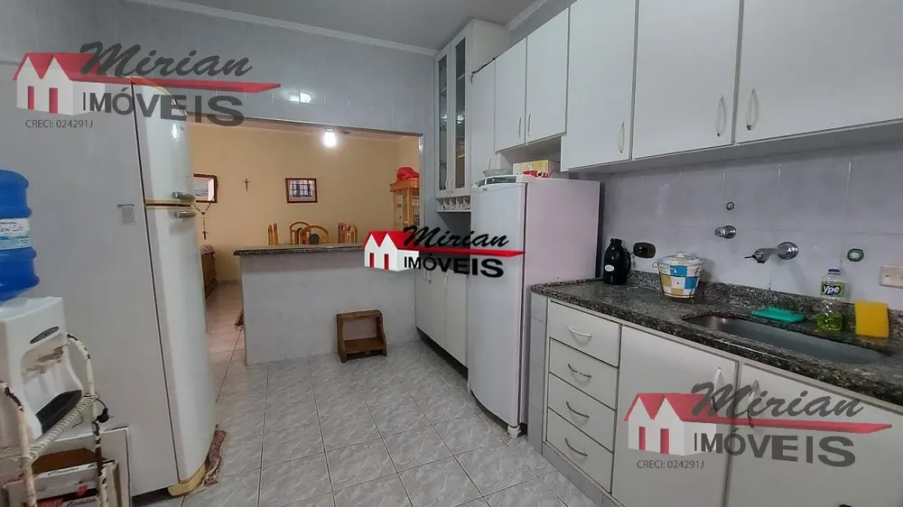 Casa, 3 quartos, 250 m² - Foto 6