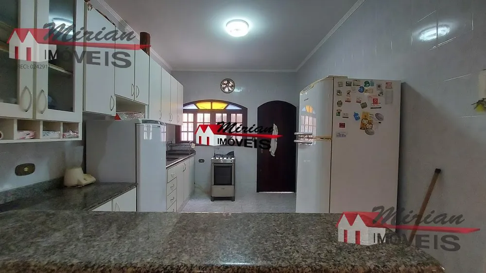 Casa, 3 quartos, 250 m² - Foto 8