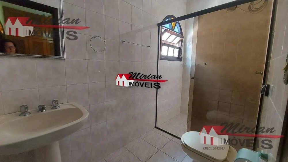 Casa, 3 quartos, 250 m² - Foto 4