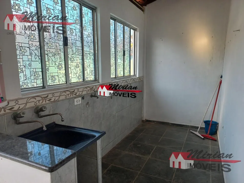 Casa, 2 quartos, 350 m² - Foto 1