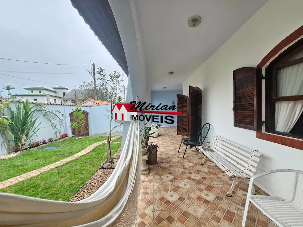 Casa à venda com 3 quartos, 250m² - Foto 3