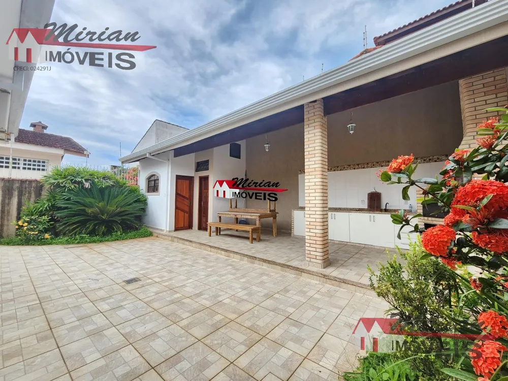 Casa, 3 quartos, 358 m² - Foto 6