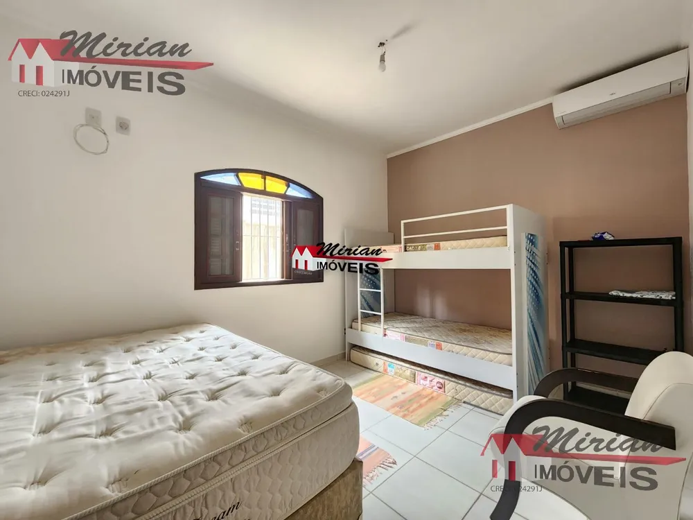 Casa, 3 quartos, 358 m² - Foto 1