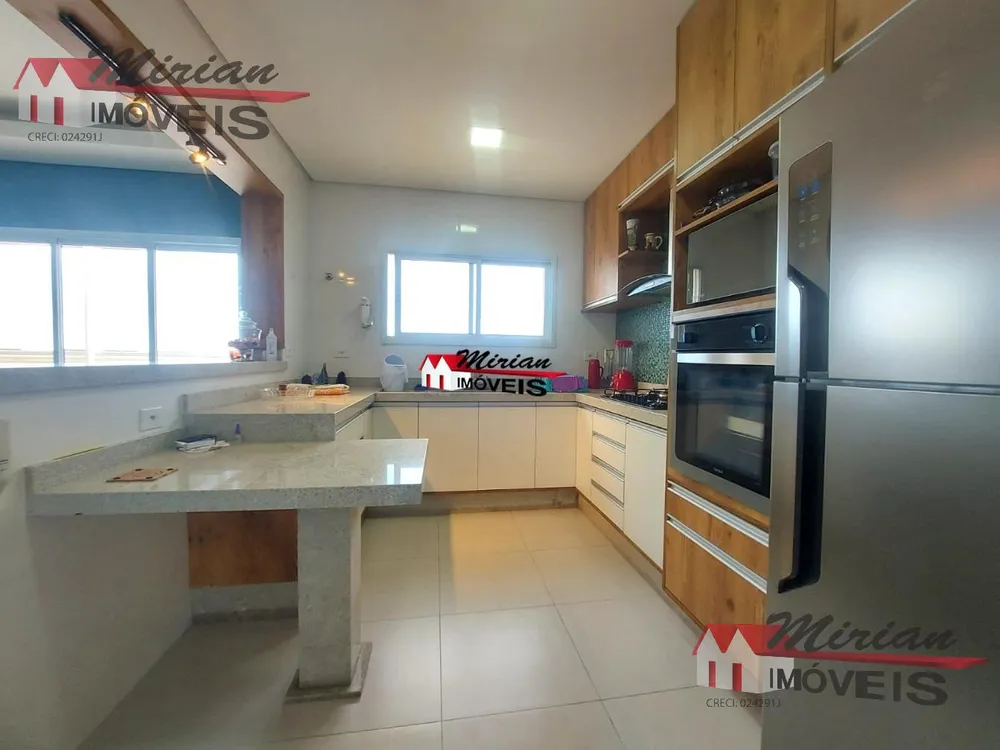 Cobertura, 4 quartos, 220 m² - Foto 3