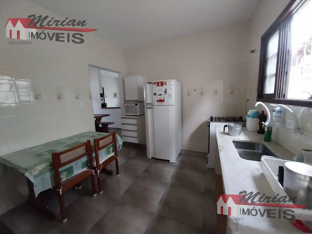 Casa, 3 quartos, 411 m² - Foto 2