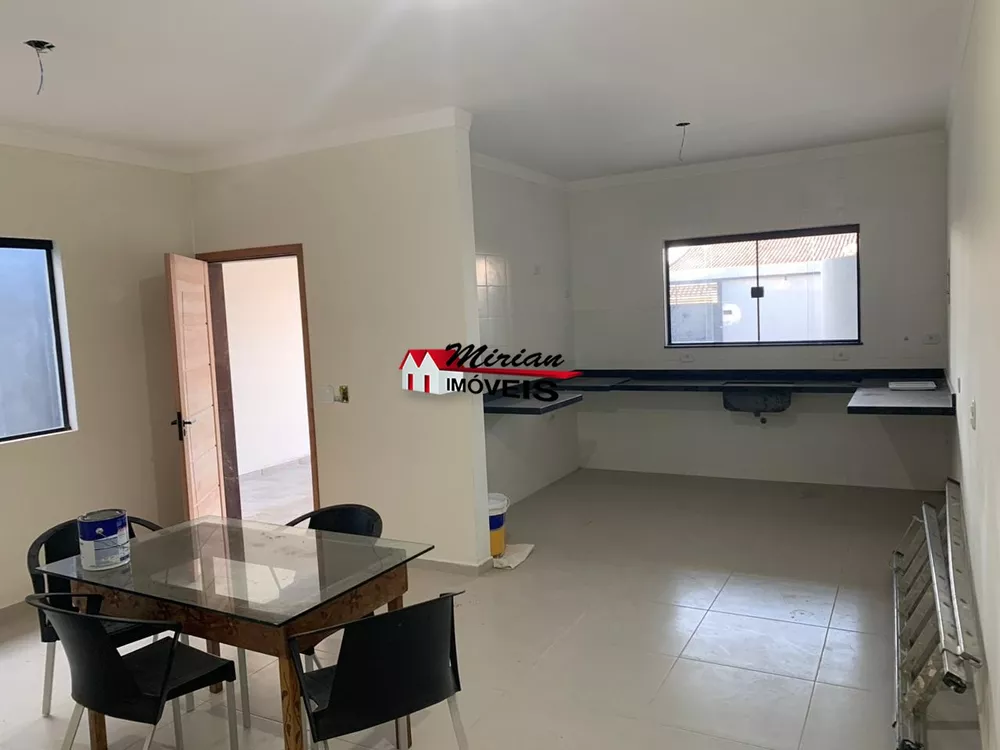 Casa à venda com 2 quartos, 107m² - Foto 5