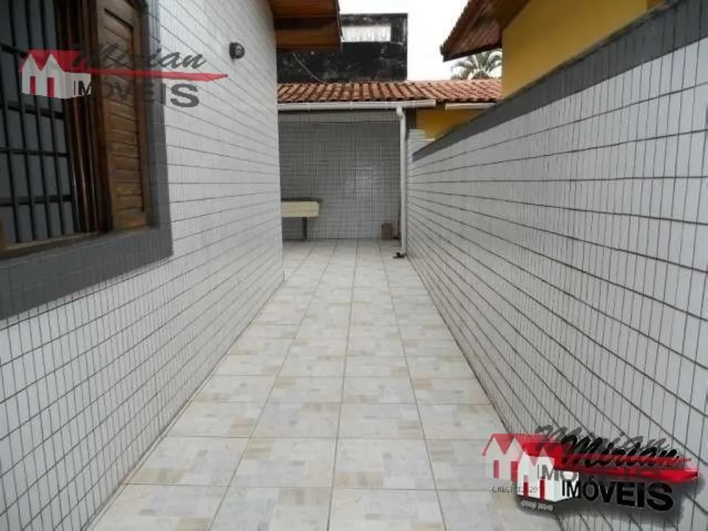 Casa, 3 quartos, 288 m² - Foto 2