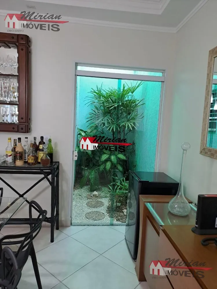 Casa, 3 quartos, 250 m² - Foto 3