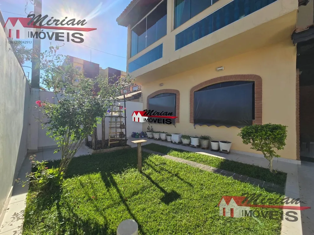Sobrado, 4 quartos, 250 m² - Foto 1