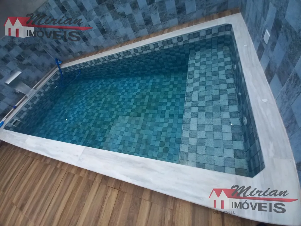 Casa, 2 quartos, 180 m² - Foto 1