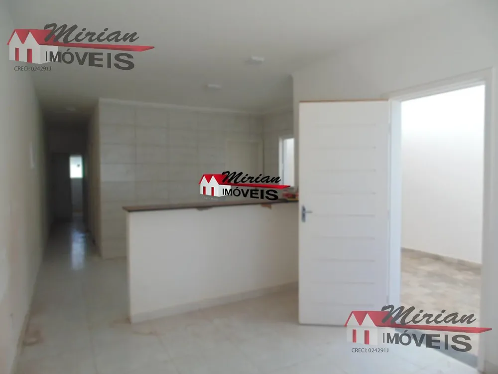 Casa, 2 quartos, 150 m² - Foto 2