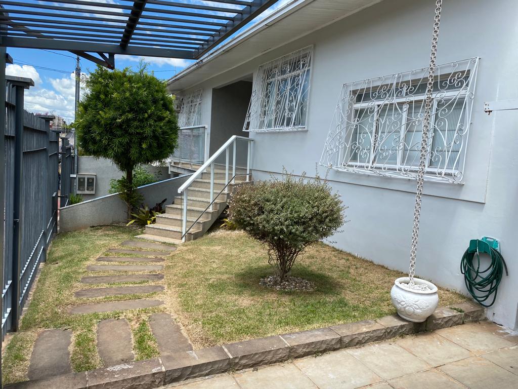 Casa à venda com 7 quartos, 300m² - Foto 16