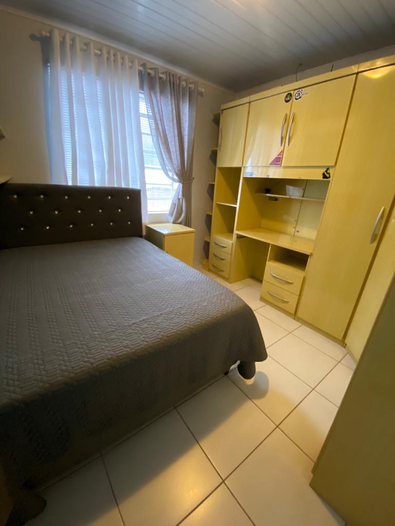 Casa à venda com 7 quartos, 300m² - Foto 4