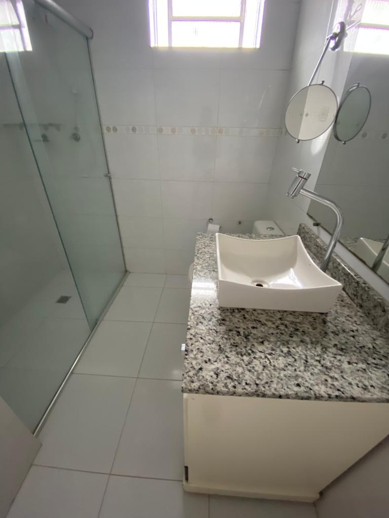 Casa à venda com 7 quartos, 300m² - Foto 15