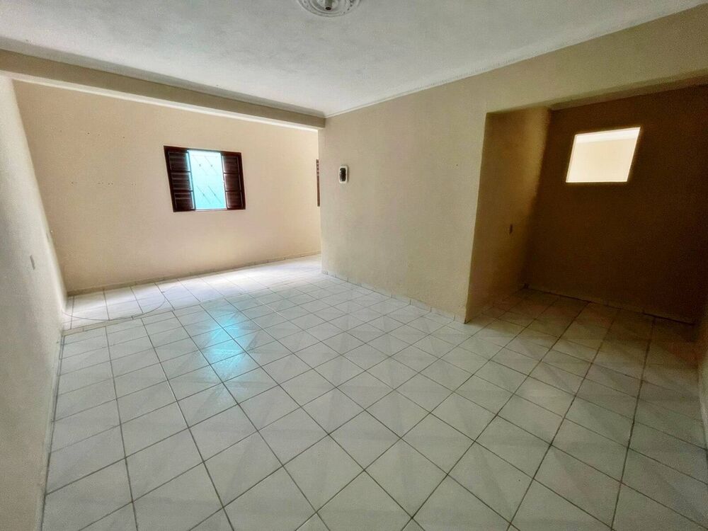 Casa, 1 quarto, 300 m² - Foto 3