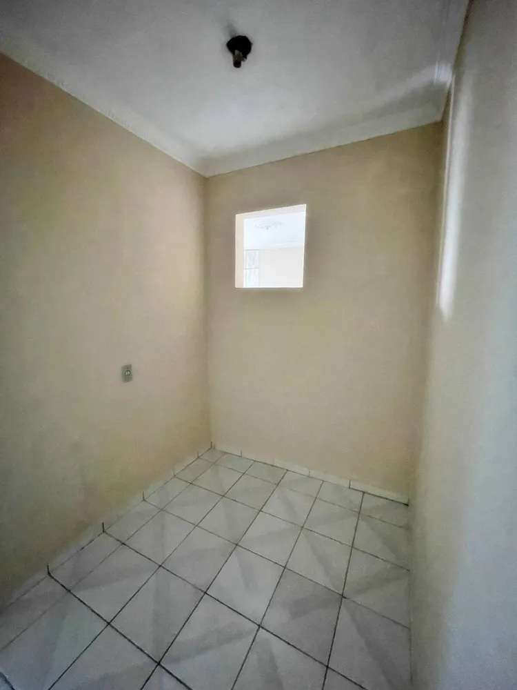 Casa, 1 quarto, 300 m² - Foto 12