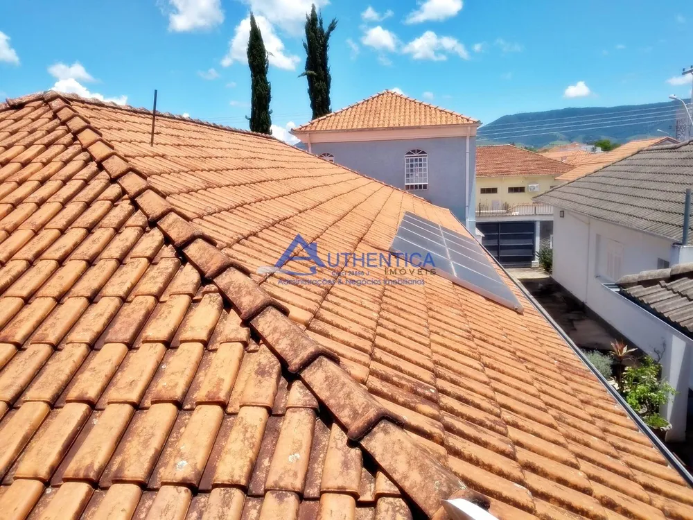 Casa, 4 quartos, 318 m² - Foto 2