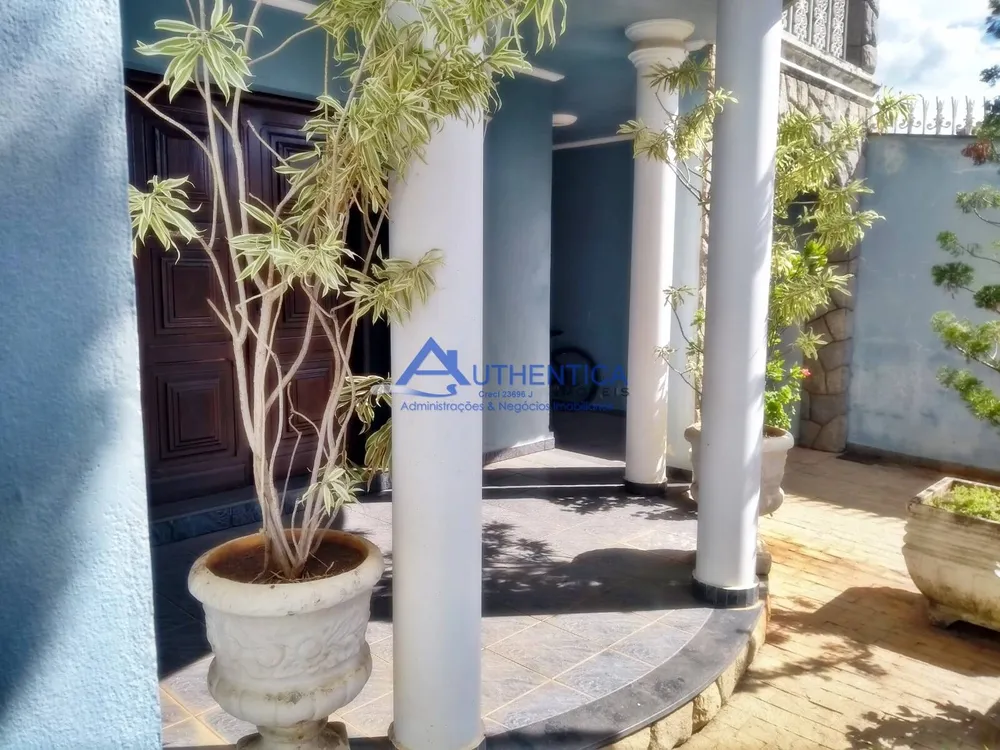 Casa, 4 quartos, 318 m² - Foto 3
