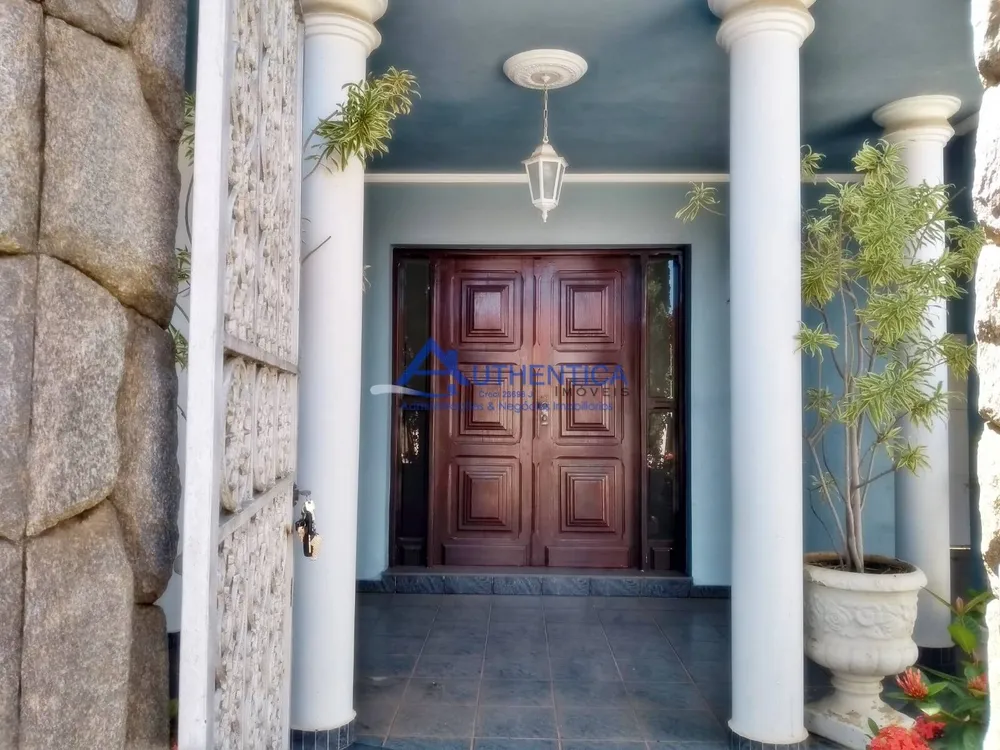 Casa, 4 quartos, 318 m² - Foto 4