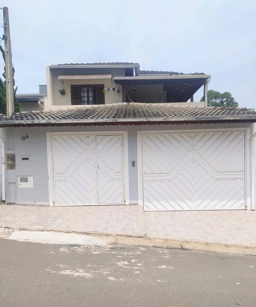 Casa, 4 quartos, 291 m² - Foto 1