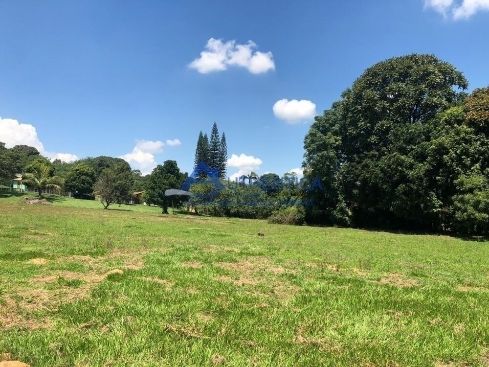 Prédio Inteiro - Foto 1