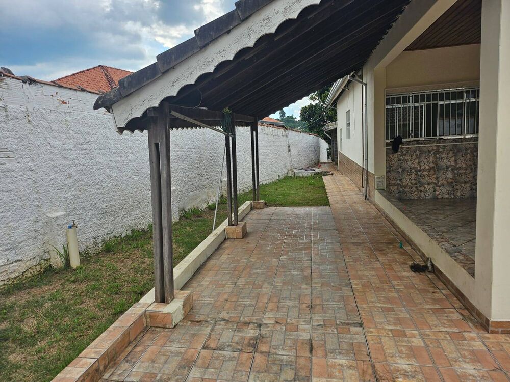 Chácara à venda com 5 quartos, 252m² - Foto 10