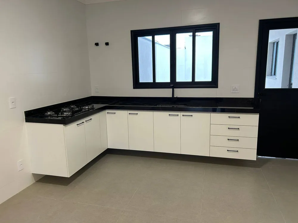 Casa, 3 quartos, 165 m² - Foto 1