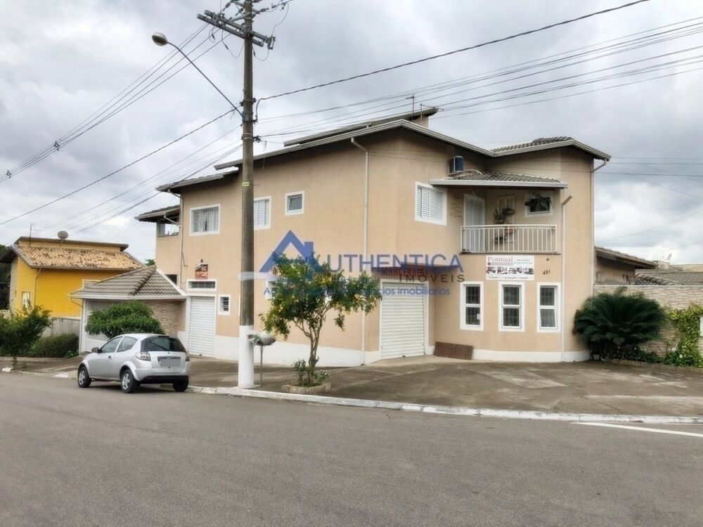 Sobrado, 3 quartos, 205 m² - Foto 1