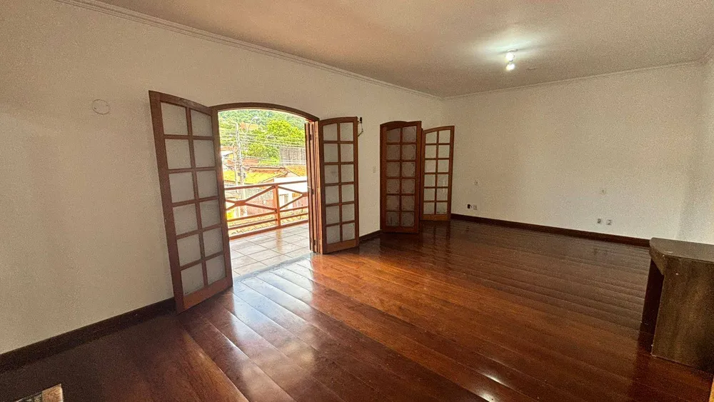Casa, 3 quartos, 363 m² - Foto 1
