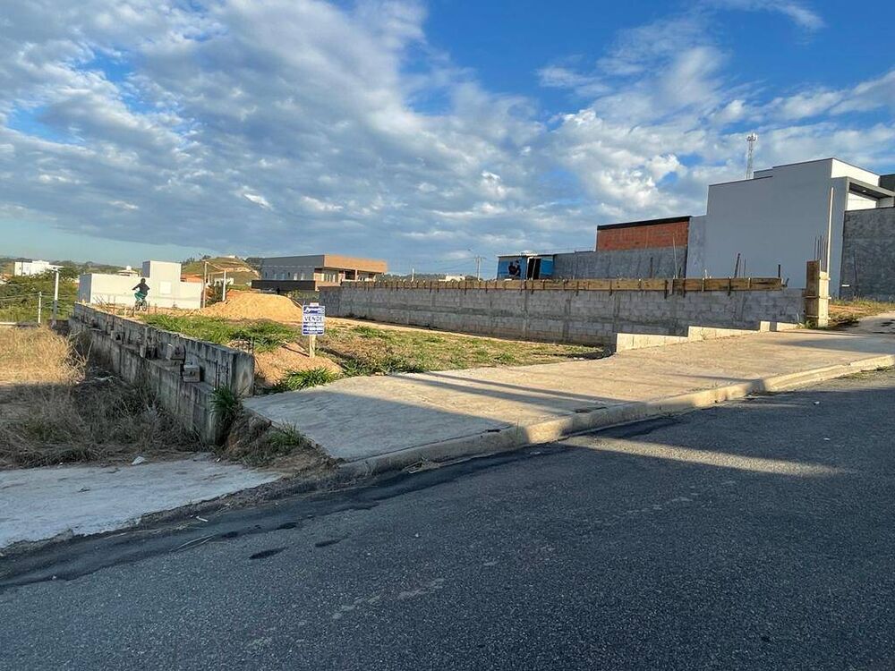Terreno, 305 m² - Foto 1