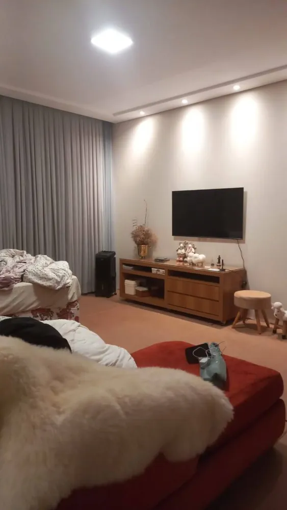 Chácara, 3 quartos, 1405 m² - Foto 6