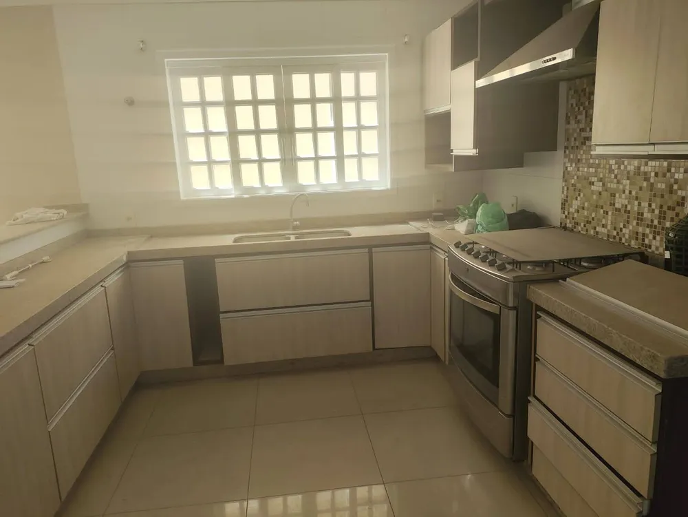 Casa, 3 quartos, 235 m² - Foto 4
