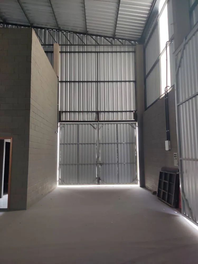 Depósito-Galpão, 740 m² - Foto 2