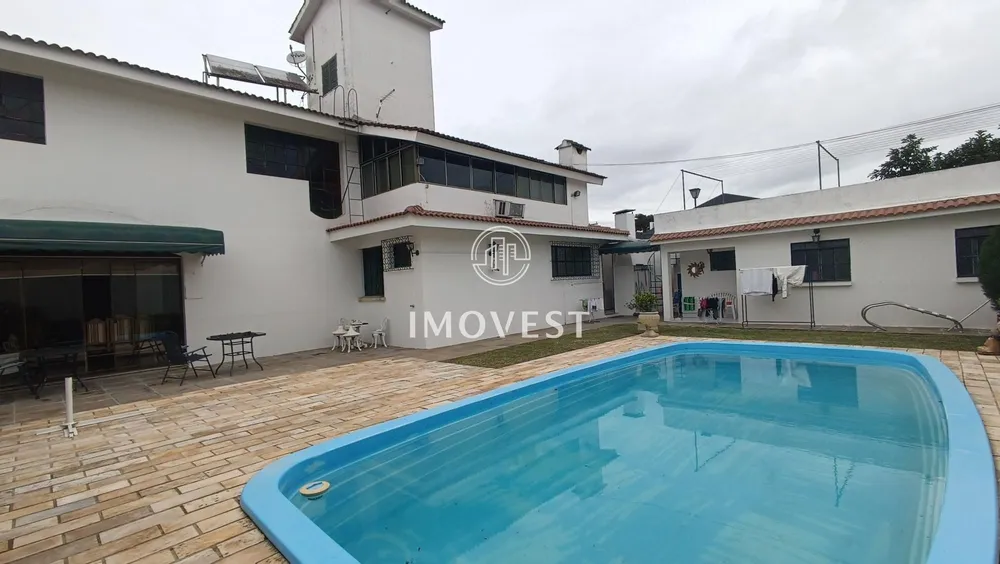 Casa, 5 quartos, 358 m² - Foto 1