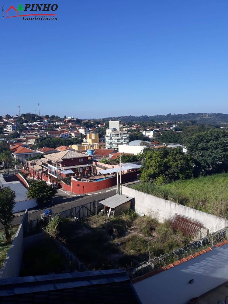 Casa à venda com 3 quartos, 400m² - Foto 2