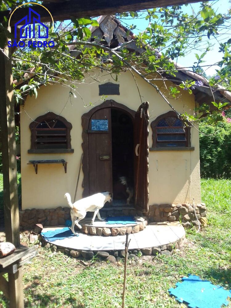 Casa, 4 quartos, 323 m² - Foto 1