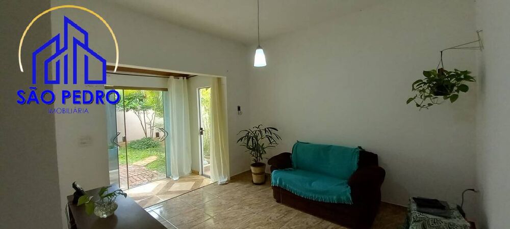 Casa à venda com 1 quarto, 196m² - Foto 3