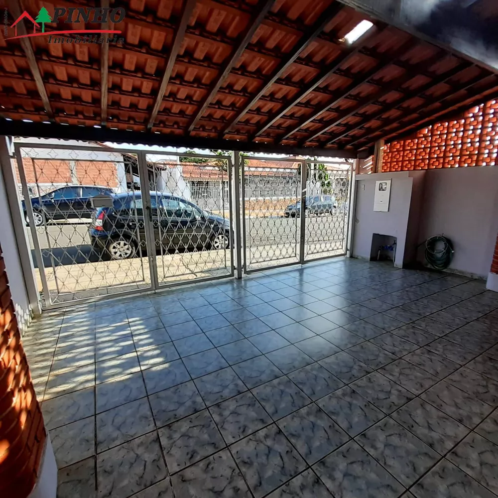 Casa à venda com 2 quartos, 62m² - Foto 3