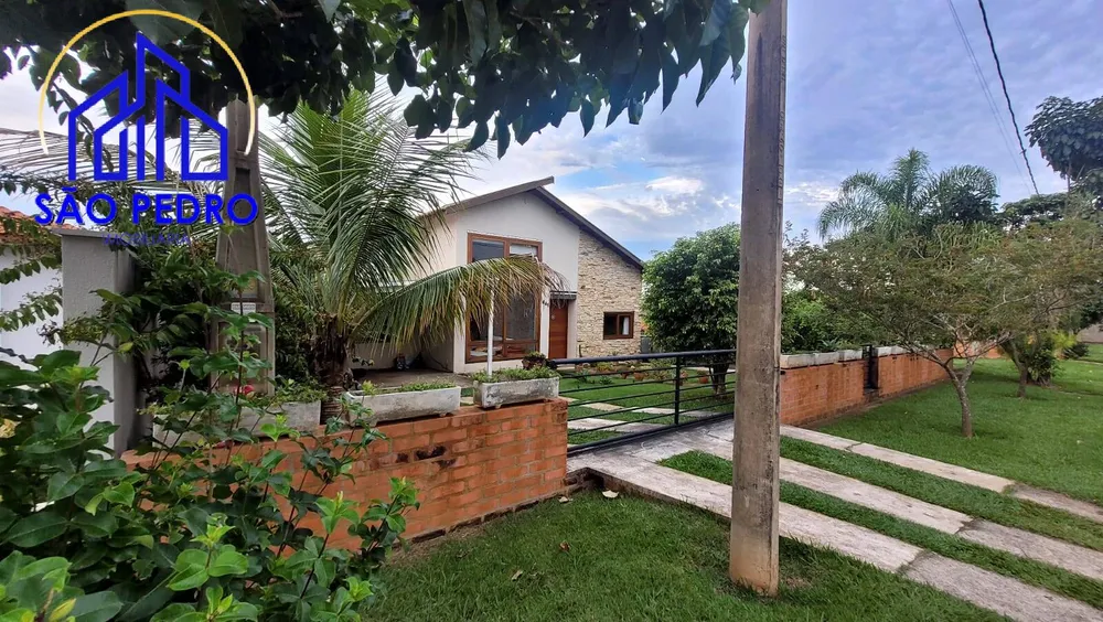 Casa, 4 quartos, 272 m² - Foto 2