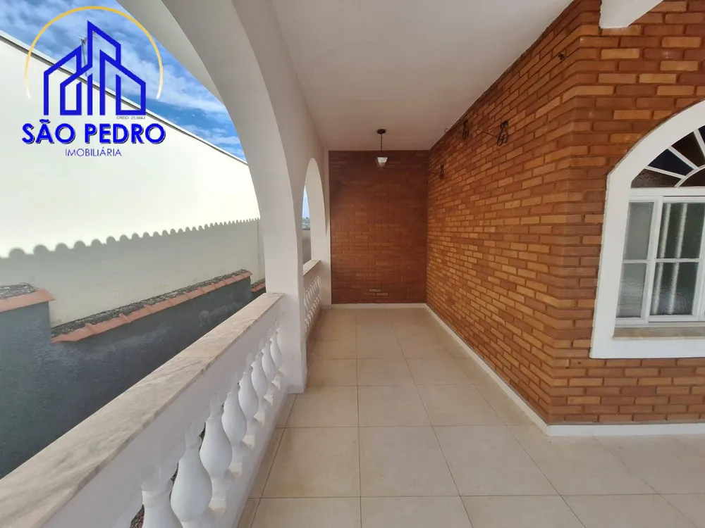 Casa, 4 quartos, 341 m² - Foto 2