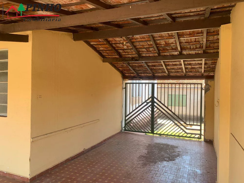 Casa à venda com 3 quartos, 264m² - Foto 3