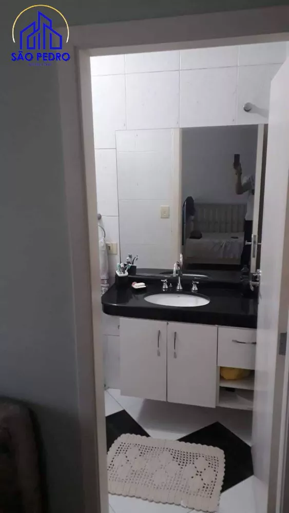 Casa à venda com 2 quartos, 300m² - Foto 2