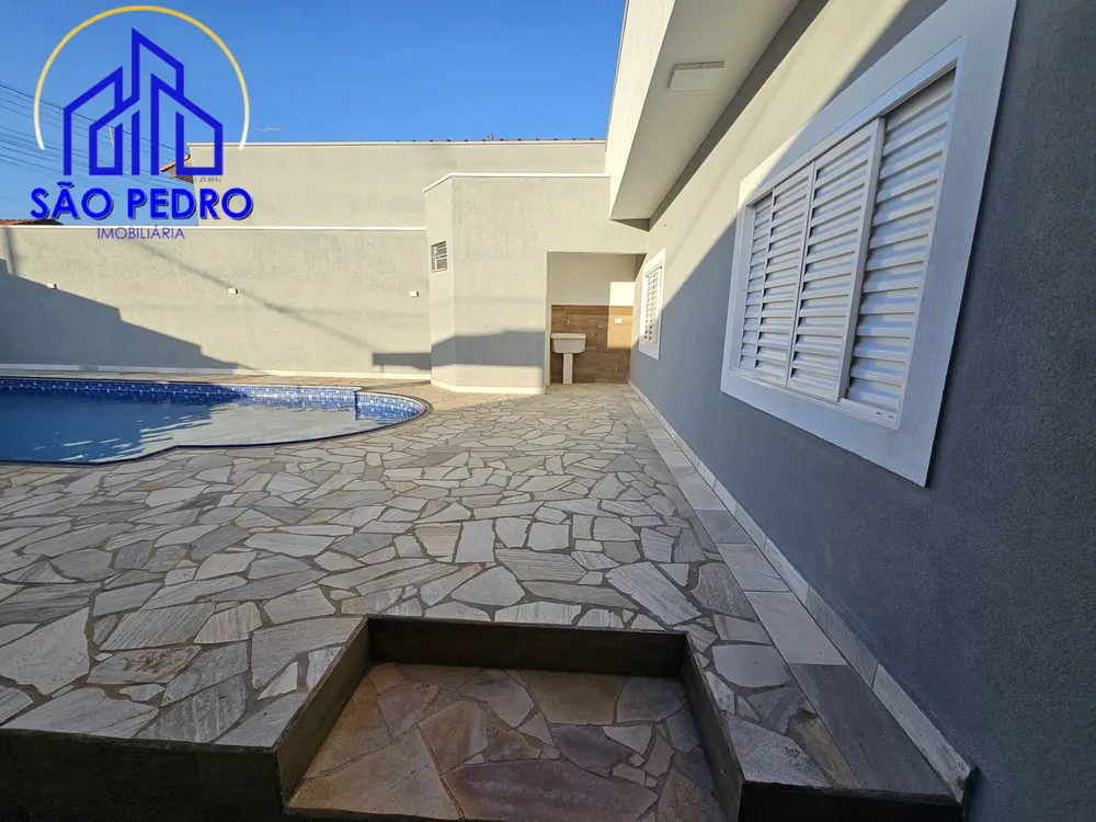 Casa, 3 quartos, 200 m² - Foto 1