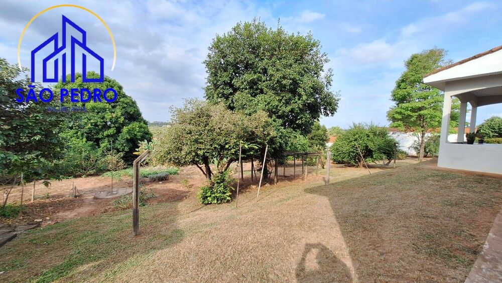 Casa à venda com 3 quartos, 257m² - Foto 2