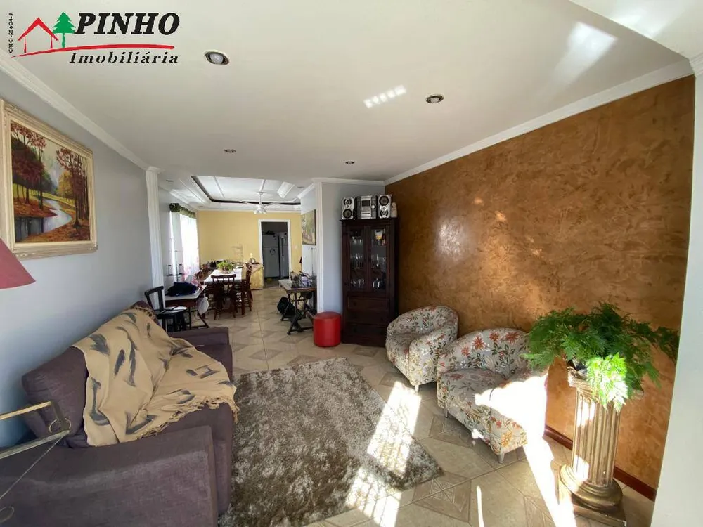Casa, 3 quartos, 210 m² - Foto 3